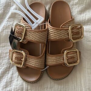 Universal Thread sandals